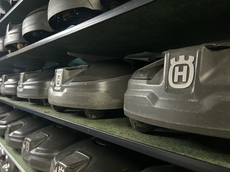 Roboty koszące – serwis, przechowywanie